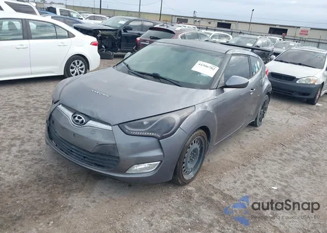 2017 Hyundai Veloster z USA, uszkodzony, nr VIN KMHTC6AD2HU315309